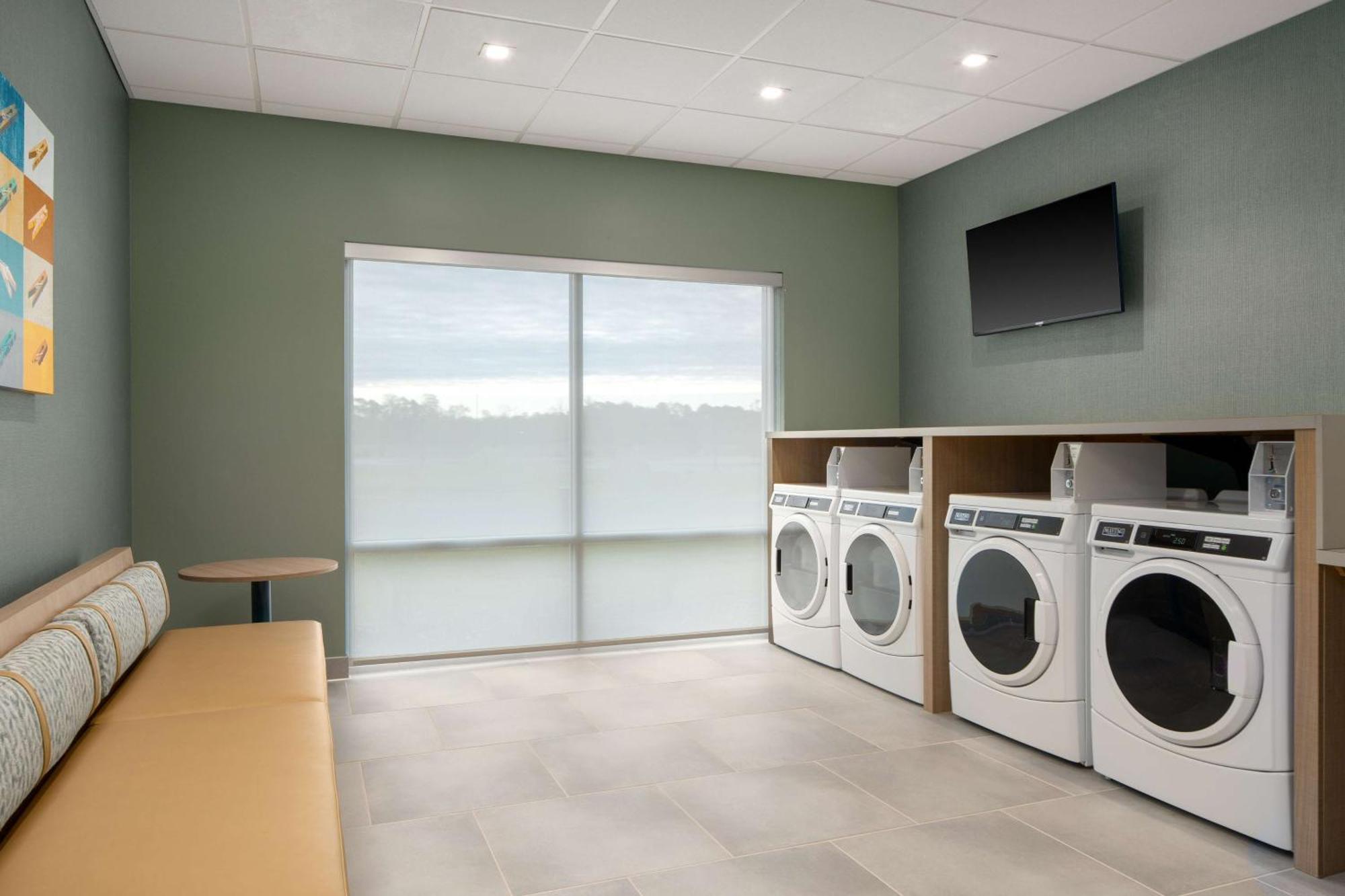 Homewood Suites By Hilton Goldsboro Bagian luar foto